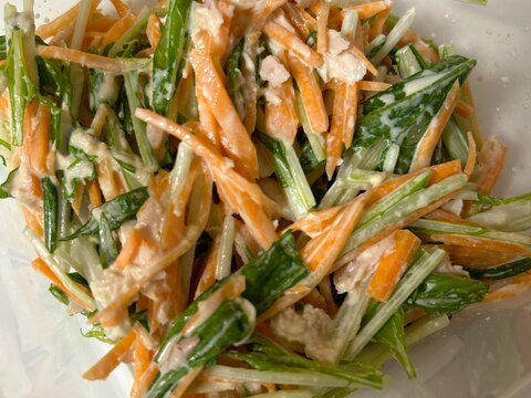 サッパリ美味しい水菜とニンジンの簡単サラダ